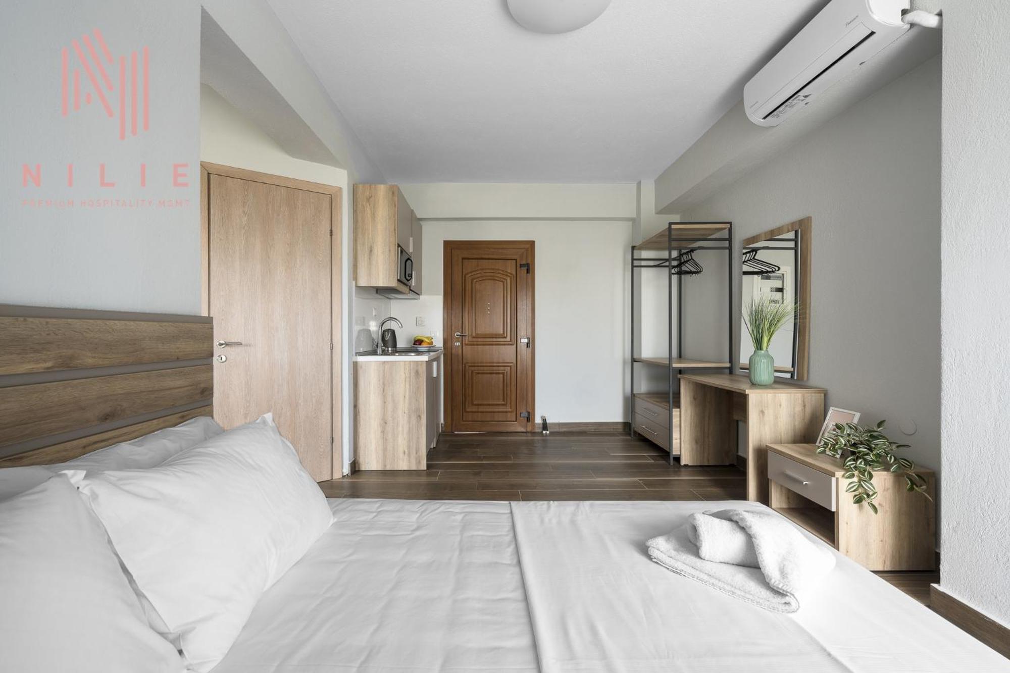 Ultima Summer Residence, Nilie Hospitality Mgmt アフィトス エクステリア 写真