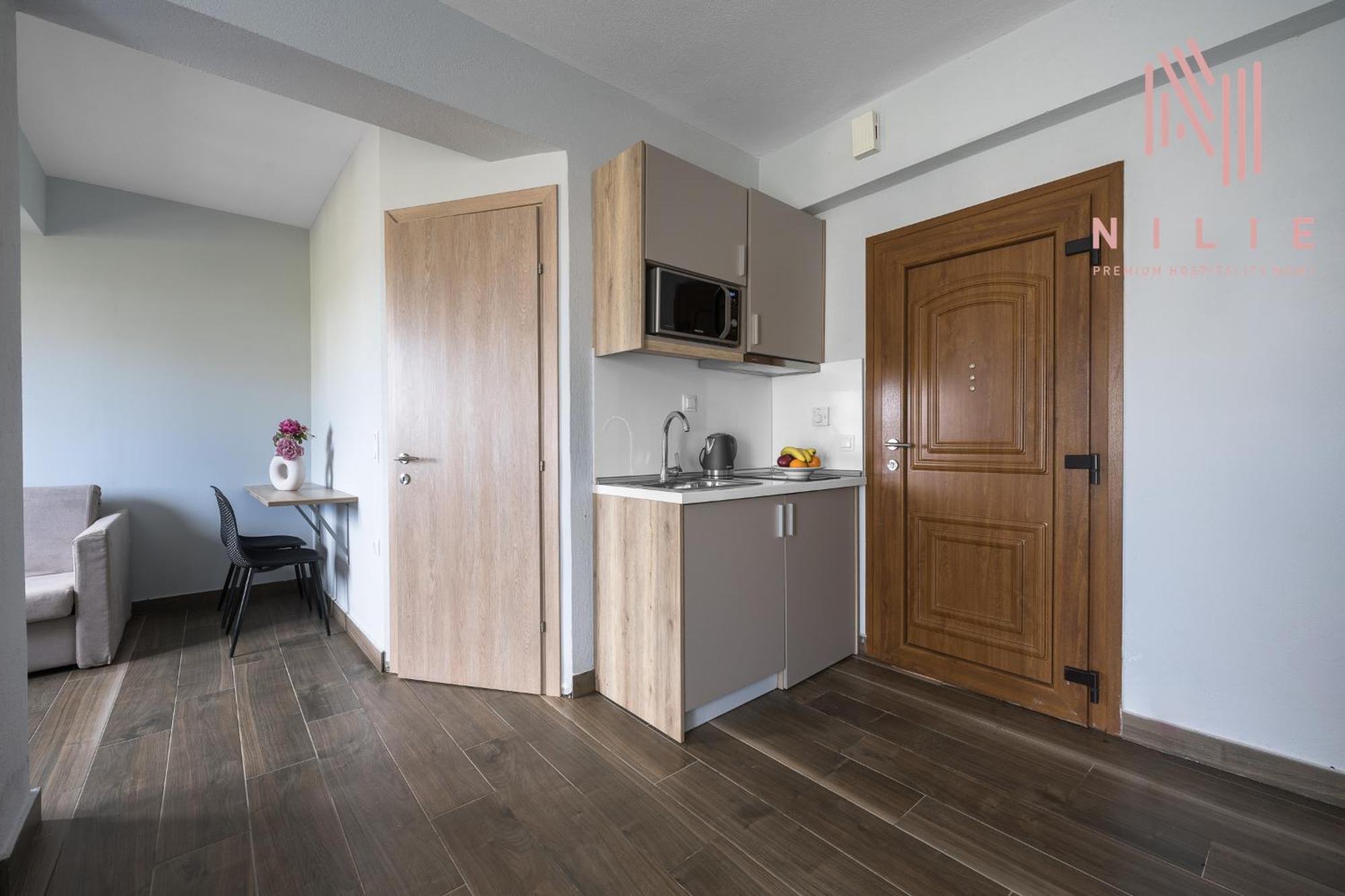 Ultima Summer Residence, Nilie Hospitality Mgmt アフィトス エクステリア 写真